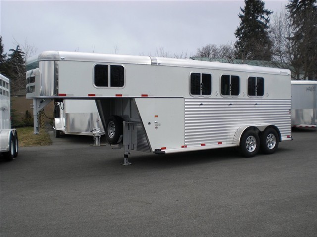 2011 charmac Outlaw