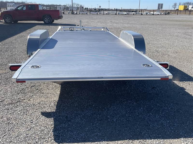 Aluma8216 Tilt Tandem Axle Trailer4