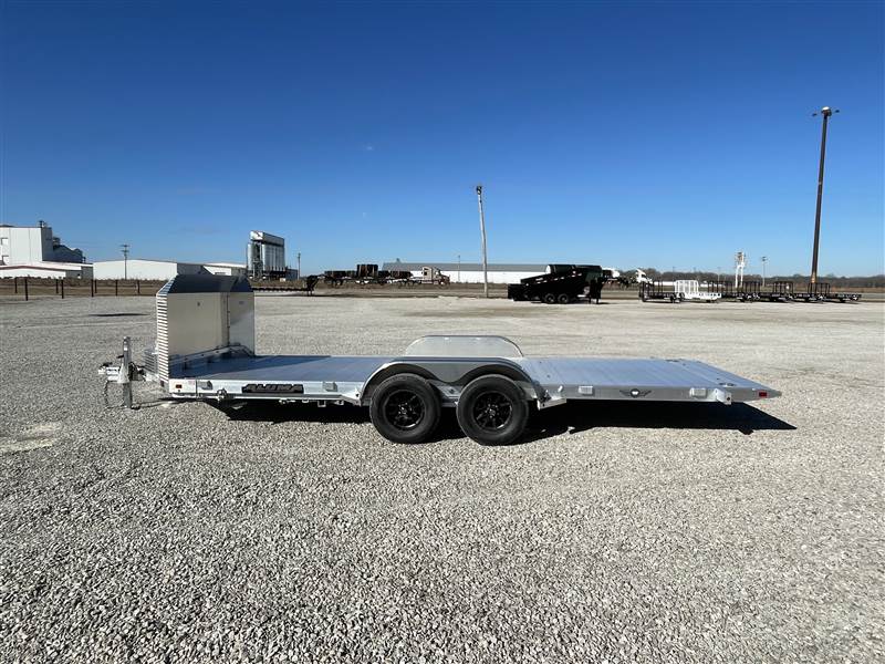 Aluma8218 Tilt Executive TA Trailer2