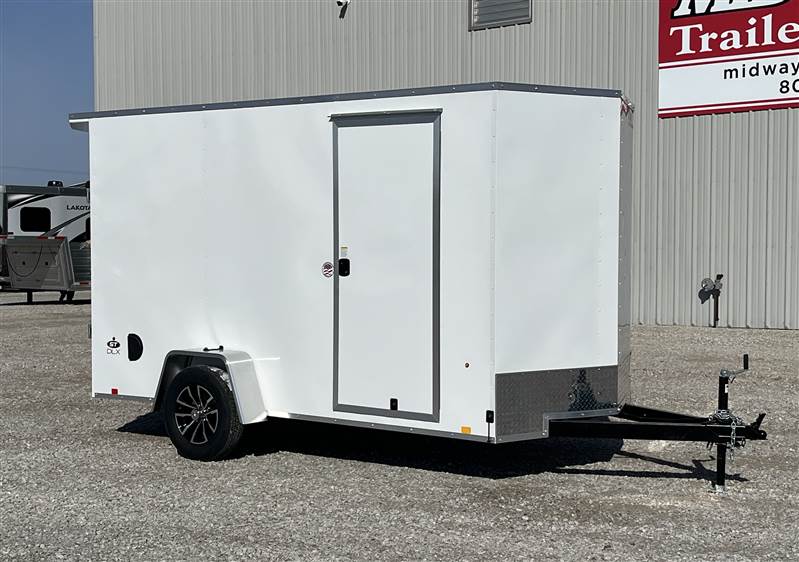 LookST DLX 6' x 12' w/ Rear Ramp2