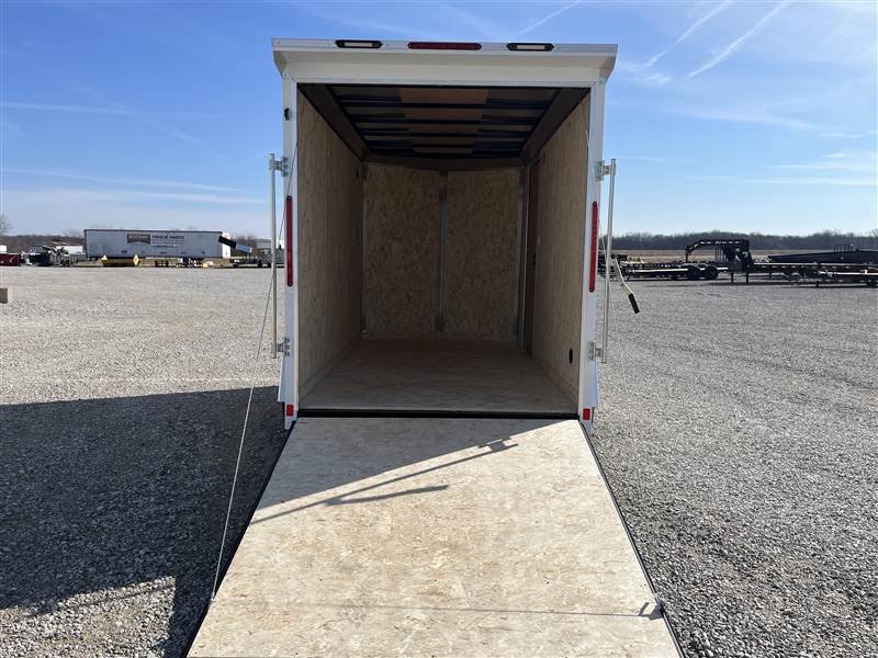 LookST DLX 6' x 12' w/ Rear Ramp7