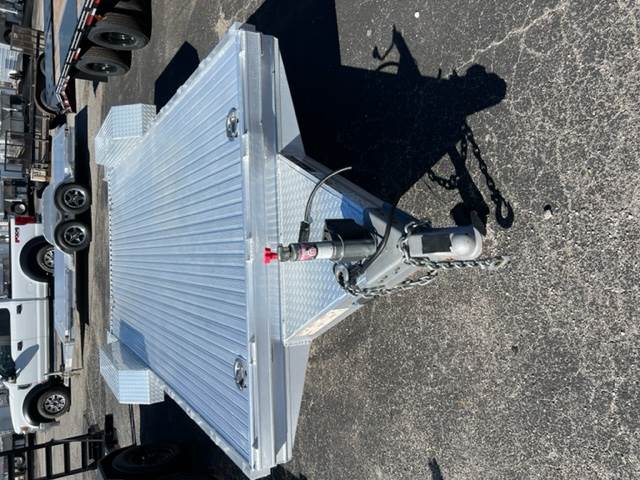 2017 Featherlite