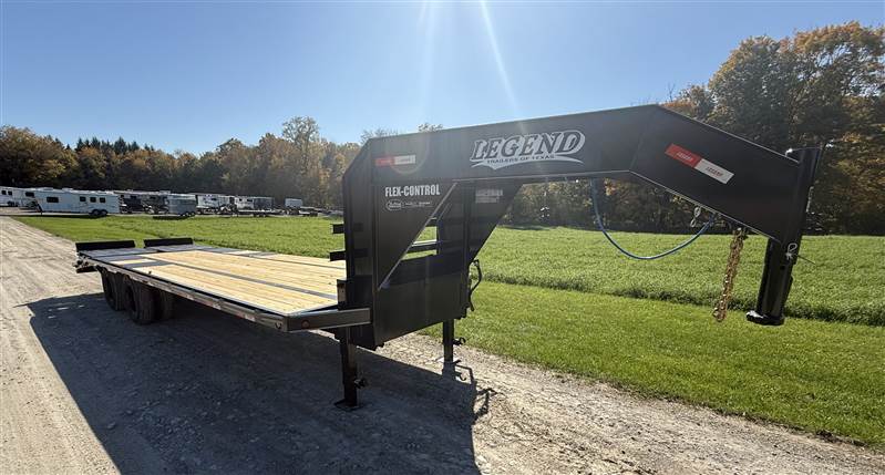 2027 Legend Mfg photo 2
