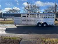 2024 Elite 24ft show cattle with side ramp and tack room