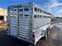 2024 Elite 24ft show cattle with side ramp and tack room