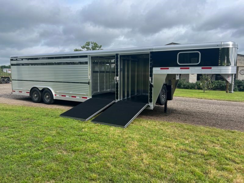 2024 Sooner 28' sooner show cattle with side ramps