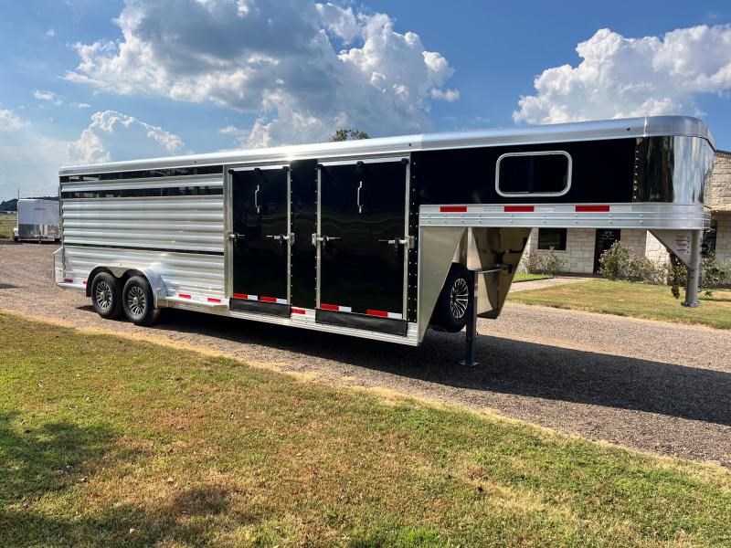 2025 Exiss 24' show cattle with 4 pens