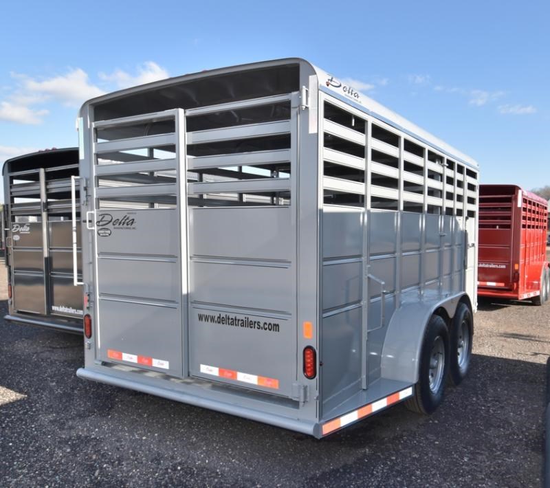 2024 Delta 500 es 6'8"x16' livestock trailer
