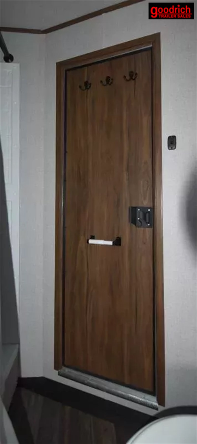 Trailer Photo 17