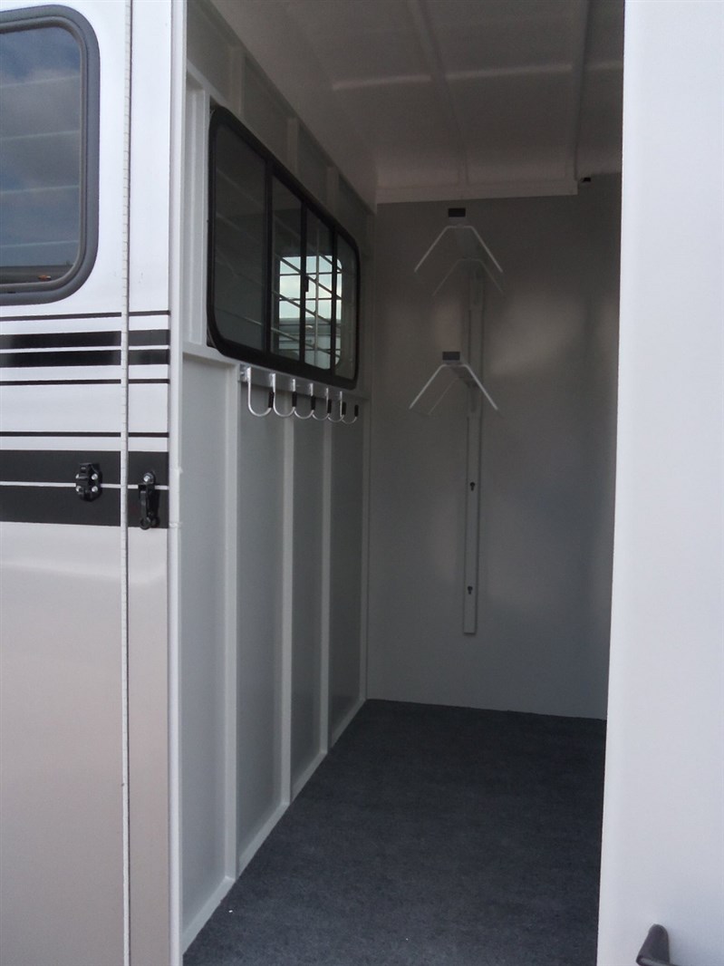 Trailer Photo 7