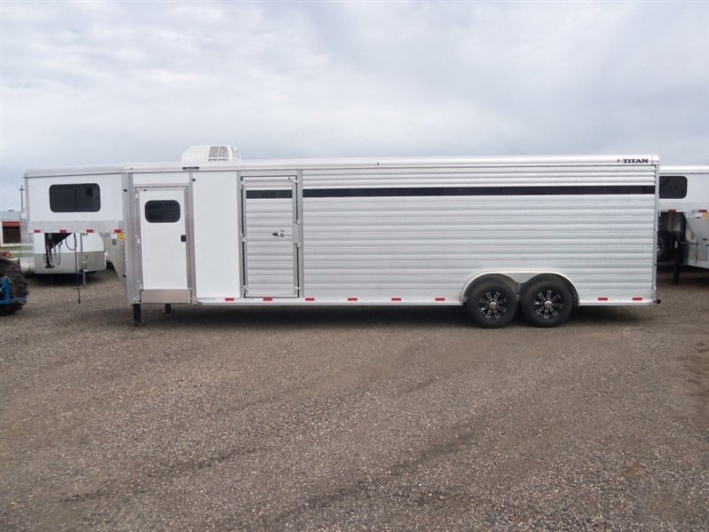 Trailer Photo 13
