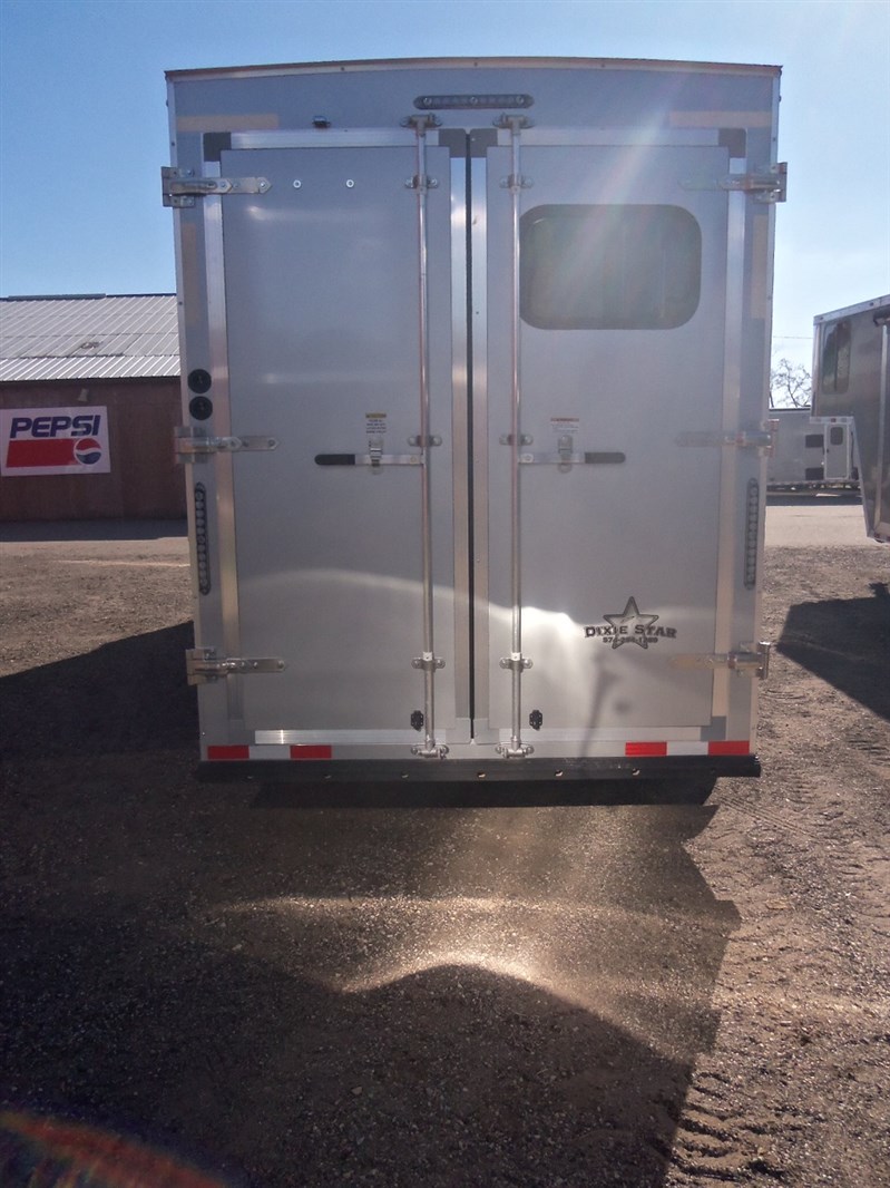 Trailer Photo 5