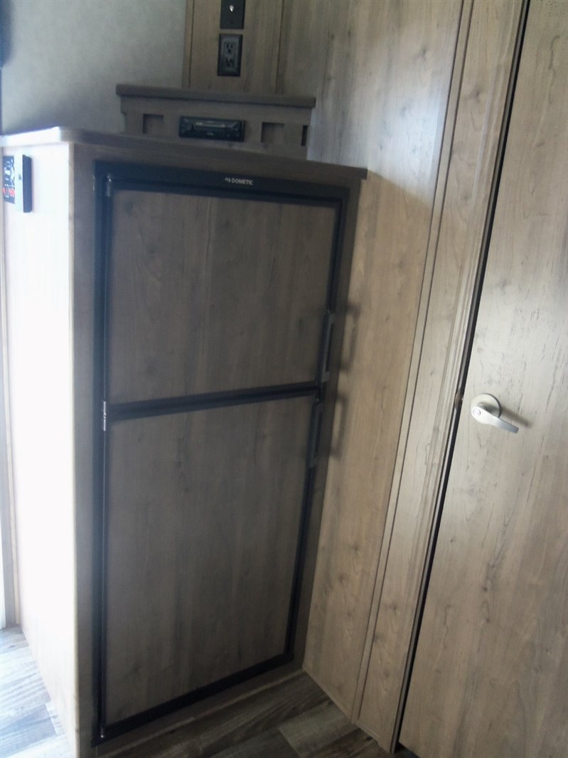Trailer Photo 12