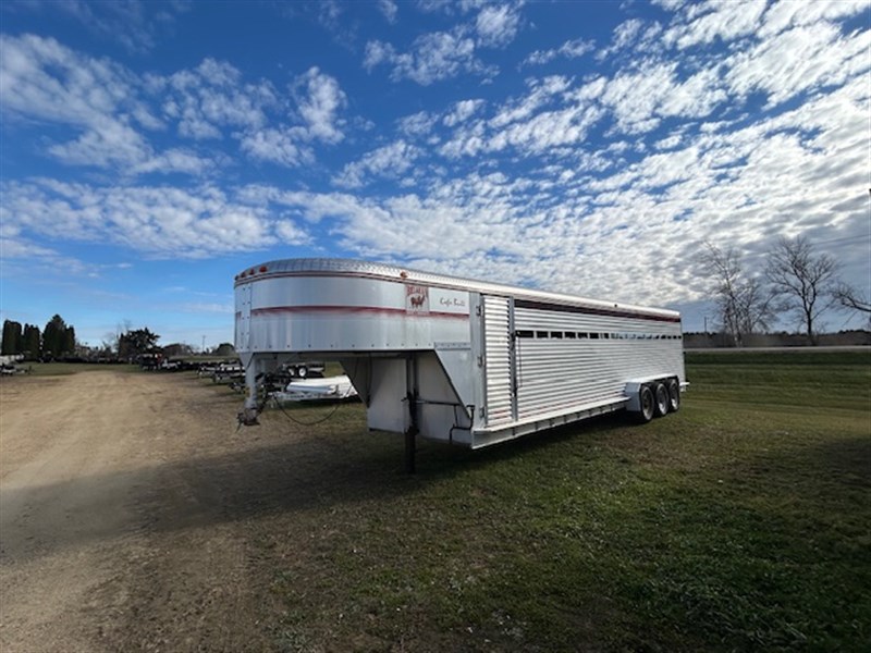 Trailer Photo 10
