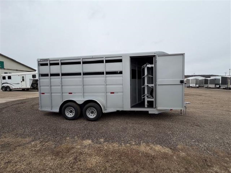 2022 Titan 4 horse bp