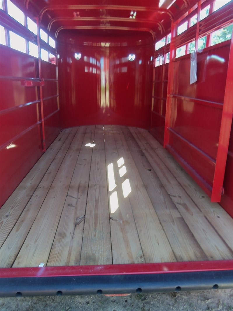 Trailer Photo 6