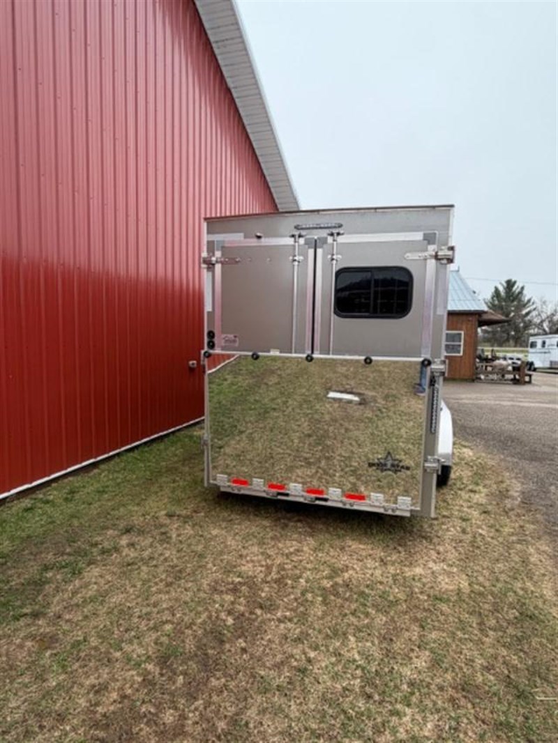 Trailer Photo 2