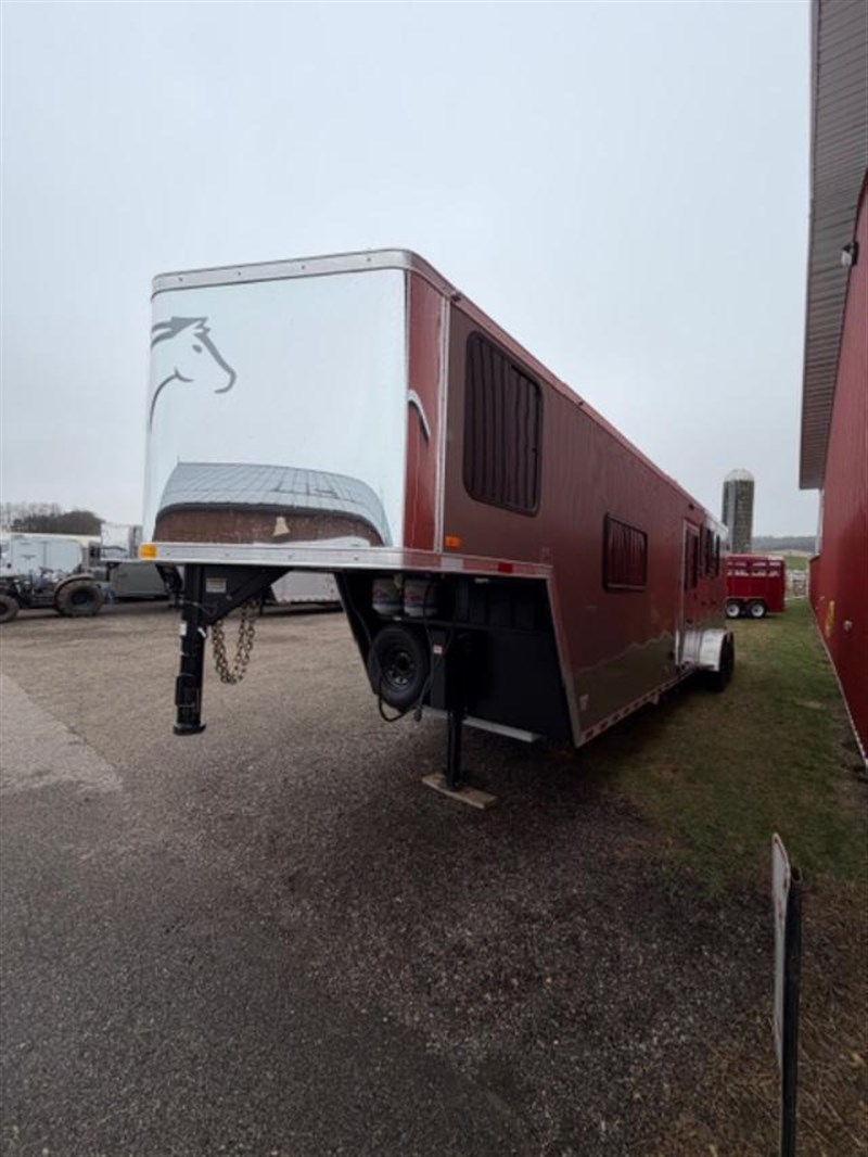 Trailer Photo 15