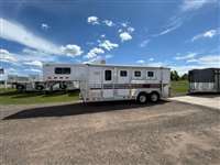 2001 3 horse 4 Star 3 Horse weekender LQ