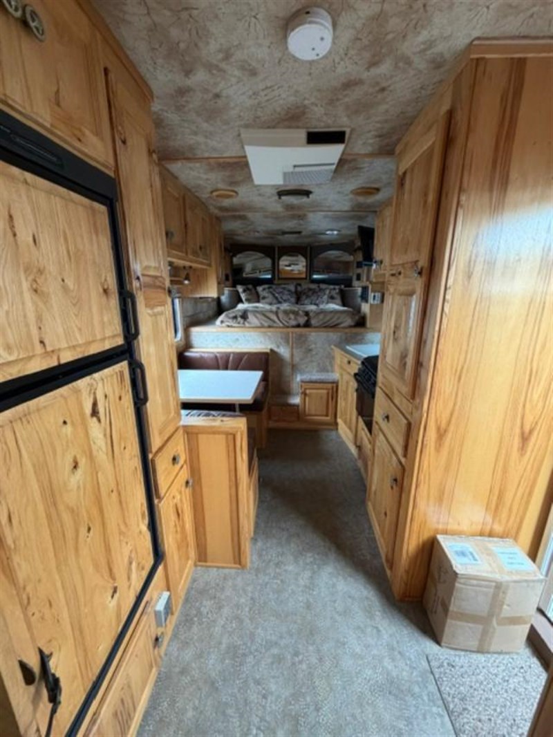 Trailer Photo 10
