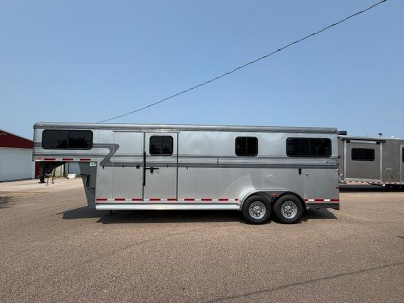 Trailer Photo 19