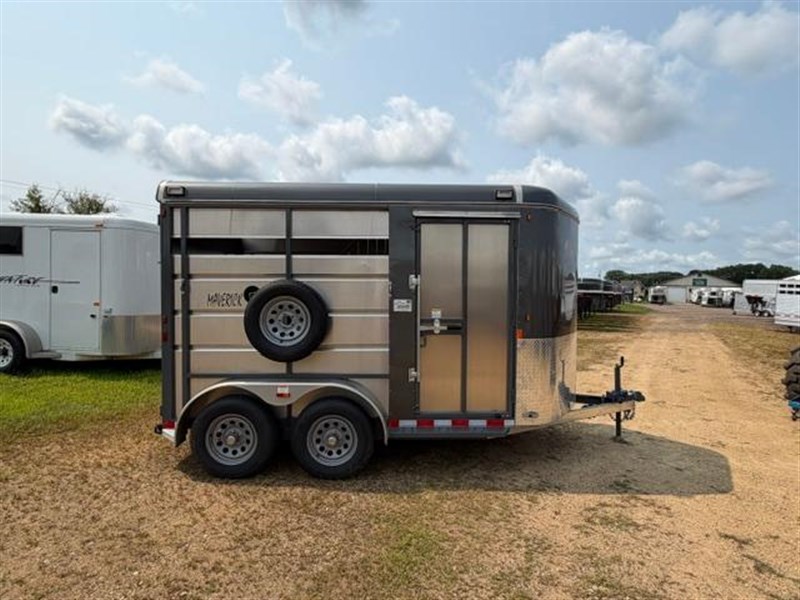 2025 Maverick 2 Horse BP