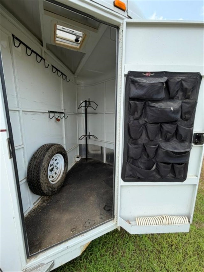 Trailer Photo 6