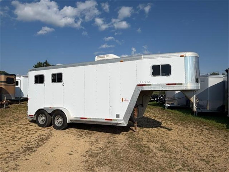Trailer Photo 10