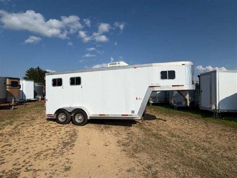 Trailer Photo 2