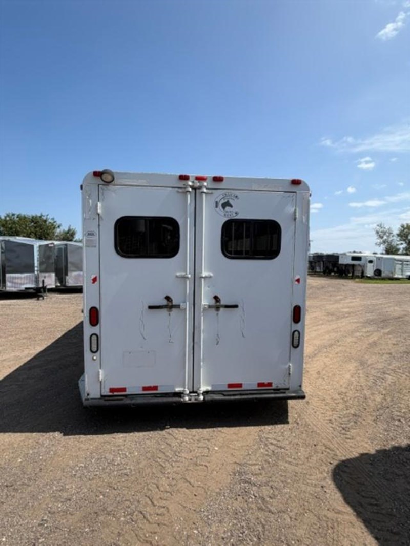 Trailer Photo 3