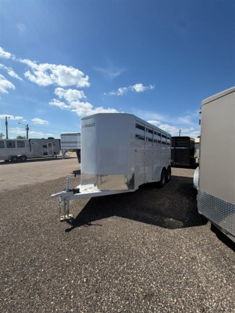Trailer Photo 2