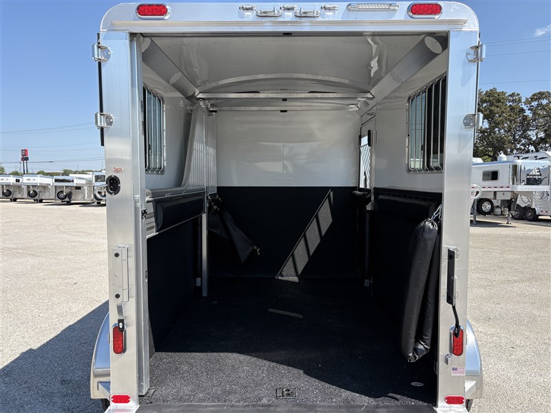 Trailer Photo 10