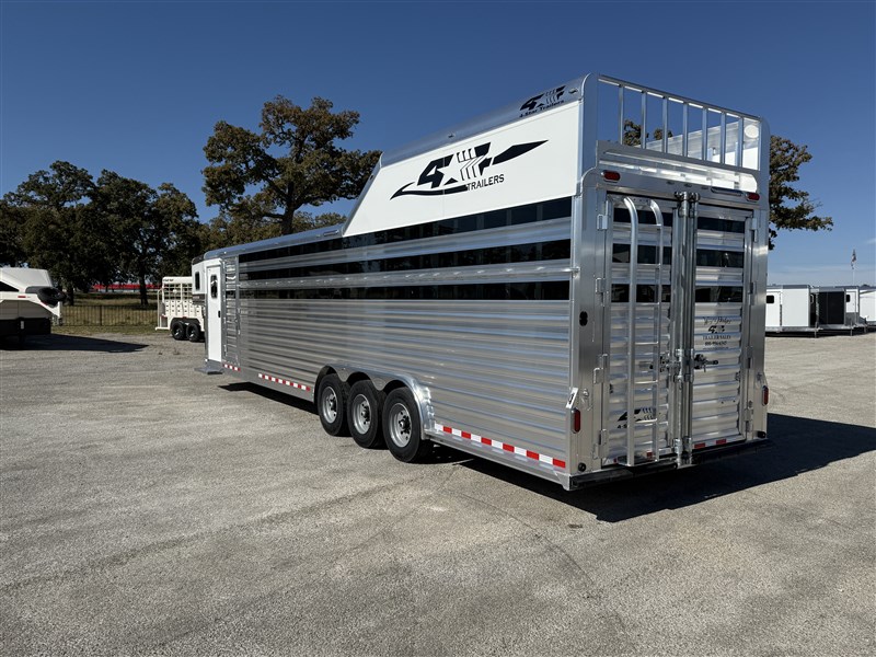 Trailer Photo 19
