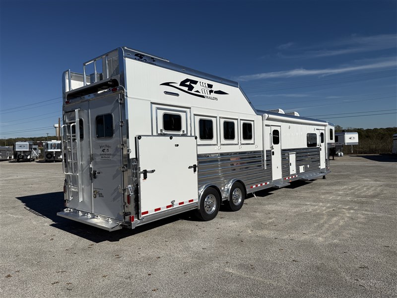 Trailer Photo 25