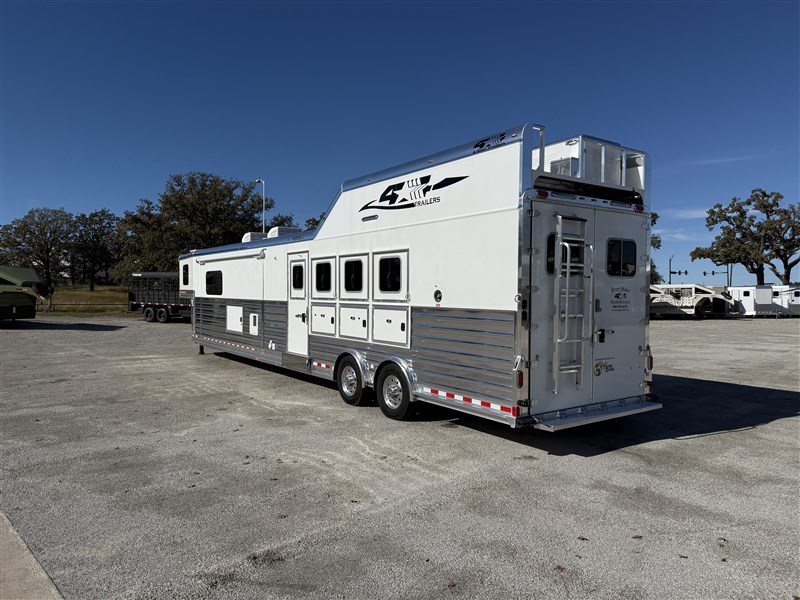 Trailer Photo 24