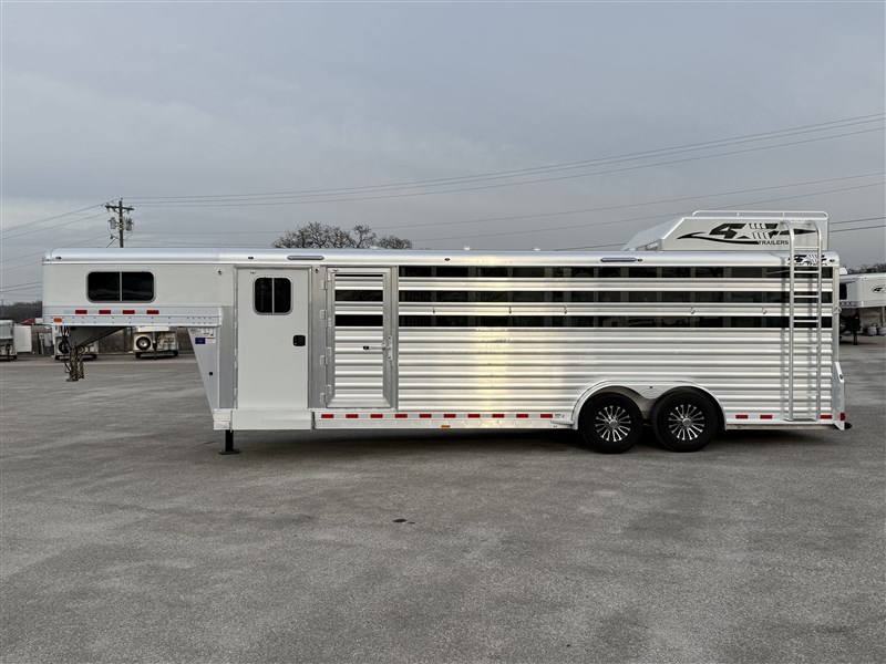 Trailer Photo 15