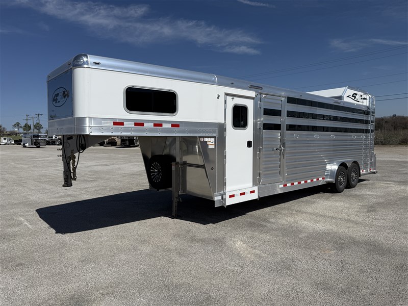 Trailer Photo 8