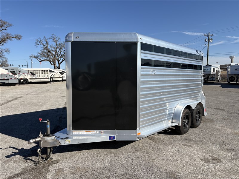 Trailer Photo 12