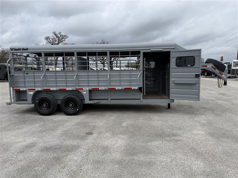 2026 Swift 20' stock combo w/4' tack room