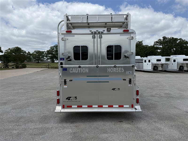 Trailer Photo 16