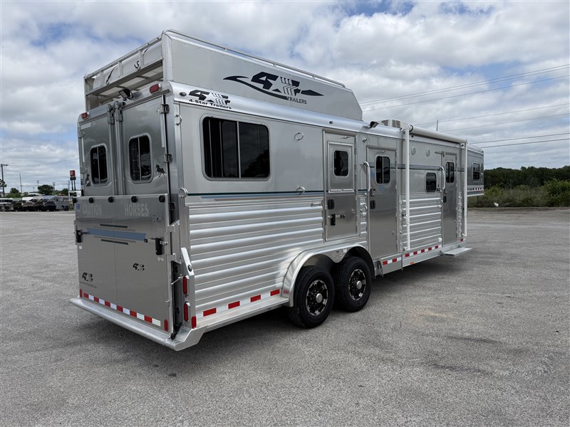 Trailer Photo 24