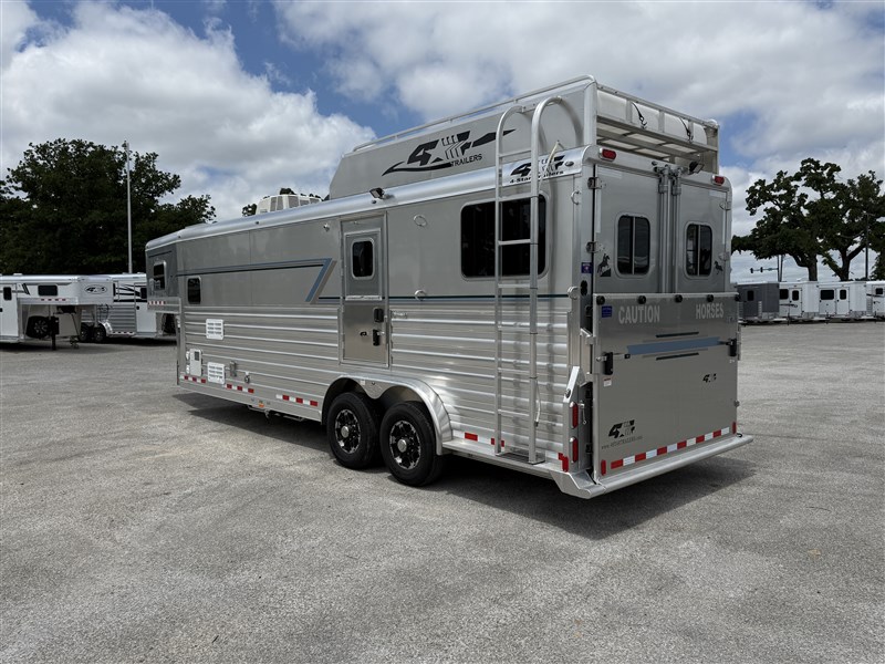 Trailer Photo 14