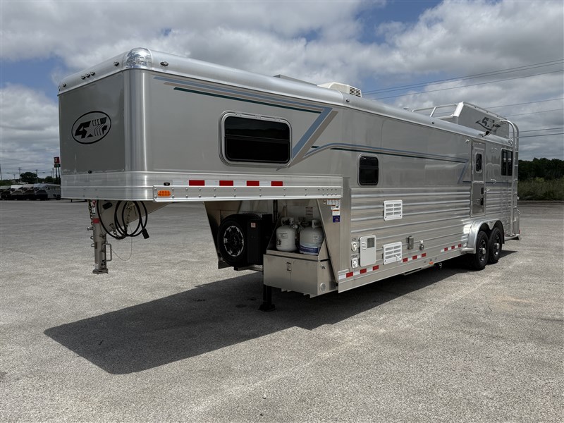 Trailer Photo 15