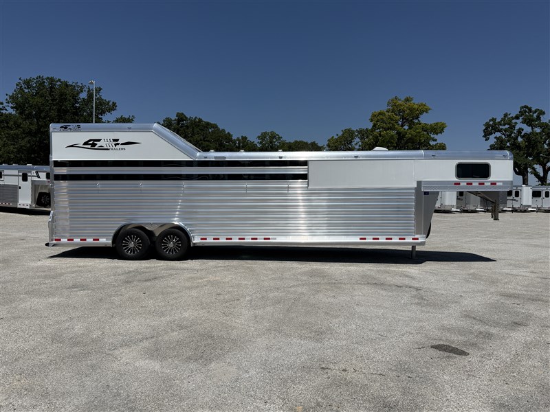 Trailer Photo 19