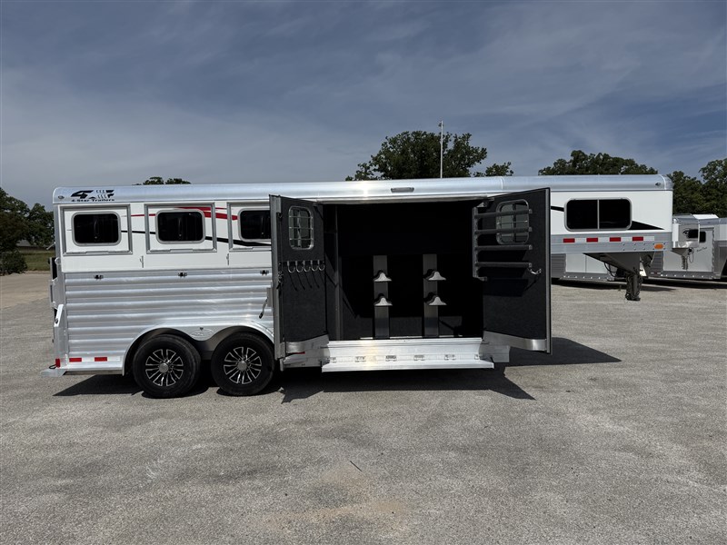 2024 4-star 3 horse super tack deluxe