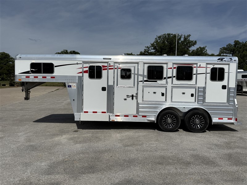 2024 4-star 3 horse super tack deluxe