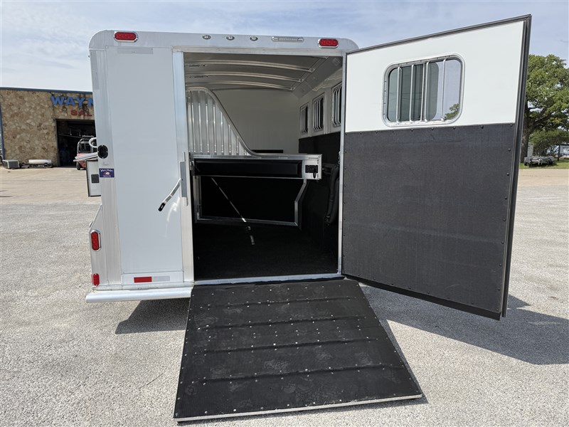 Trailer Photo 7