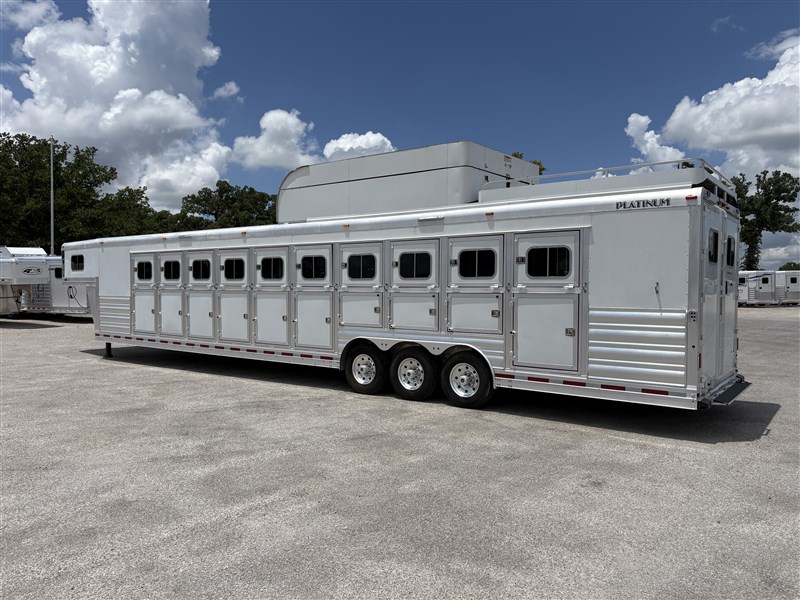 Trailer Photo 21
