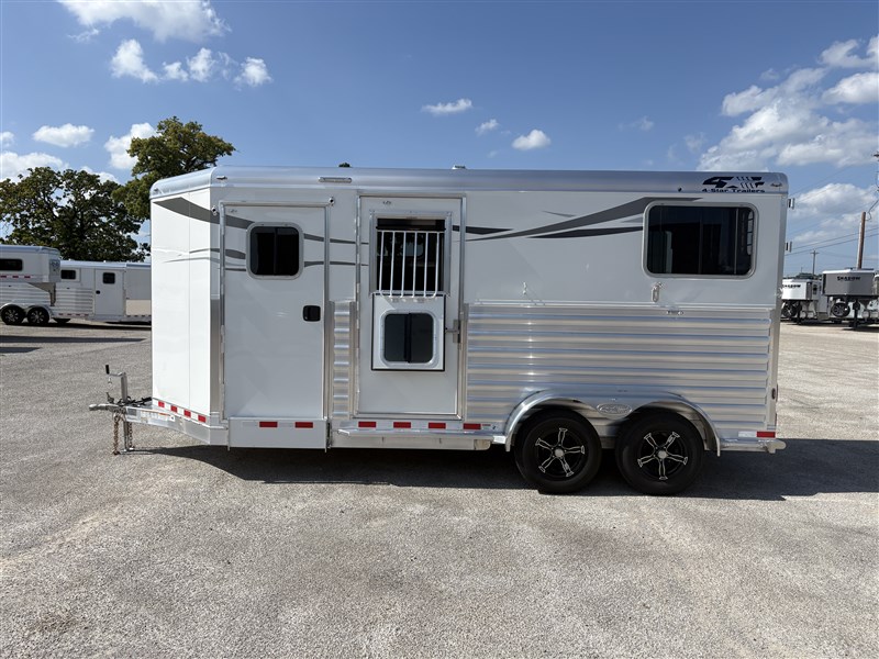 Trailer Photo 19