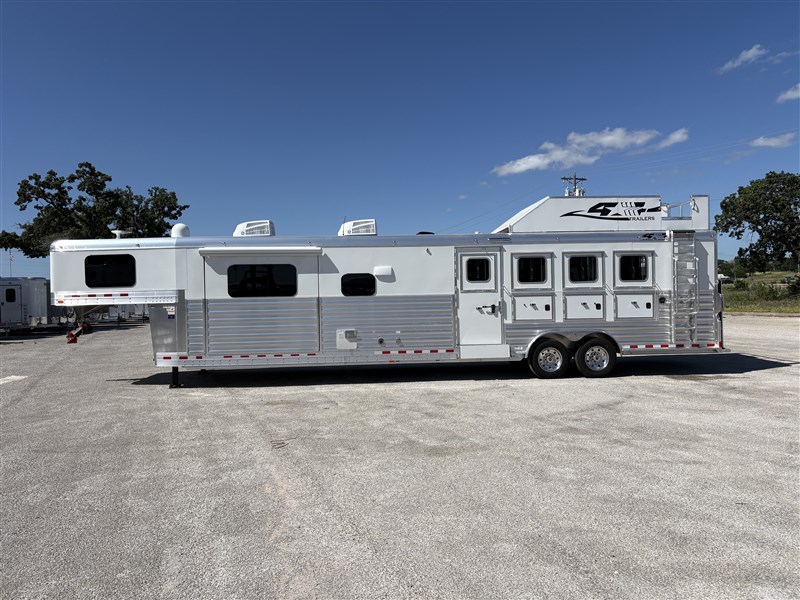 Trailer Photo 24